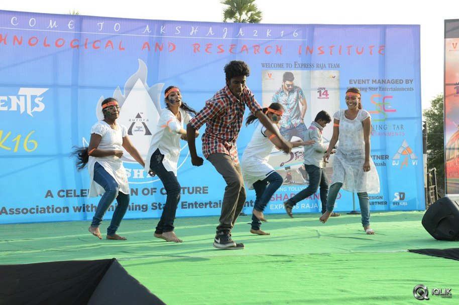 Express-Raja-Movie-Team-at-Aurora-Engineering-College